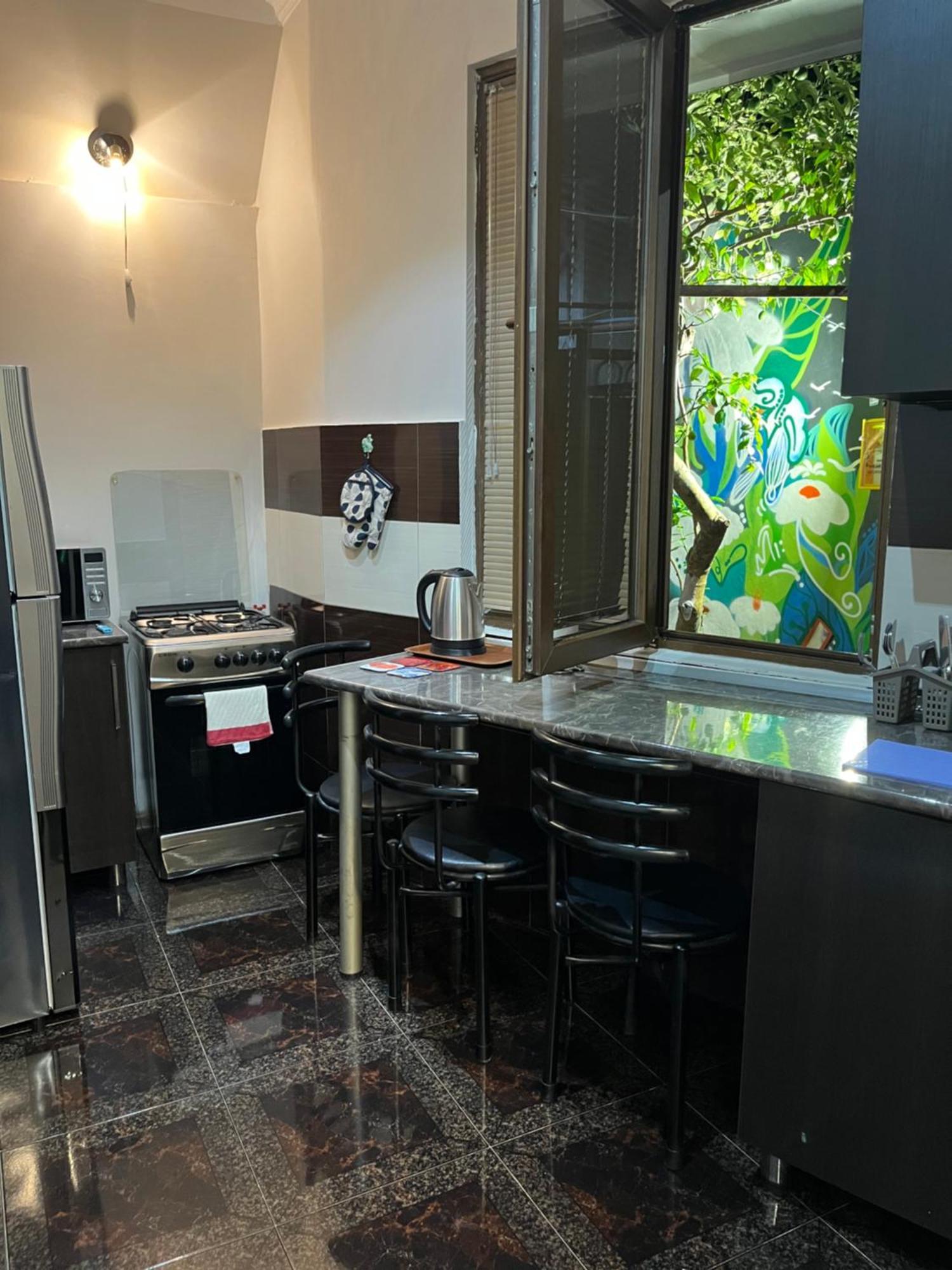Old Batumi Apartment On Kostava 9 المظهر الخارجي الصورة