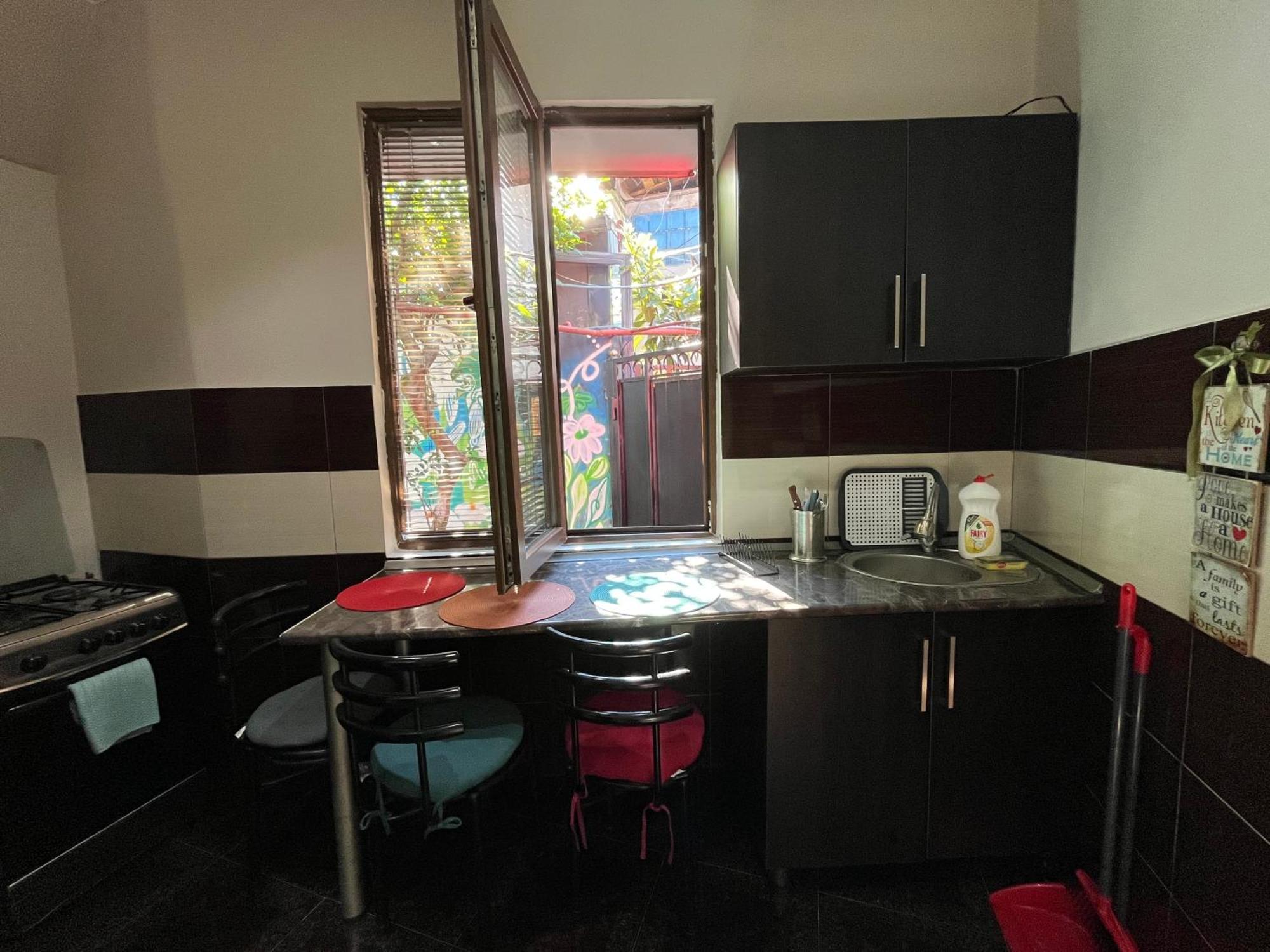 Old Batumi Apartment On Kostava 9 المظهر الخارجي الصورة