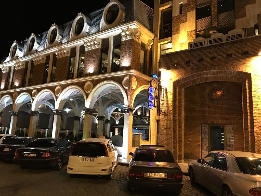 Old Batumi Apartment On Kostava 9 المظهر الخارجي الصورة